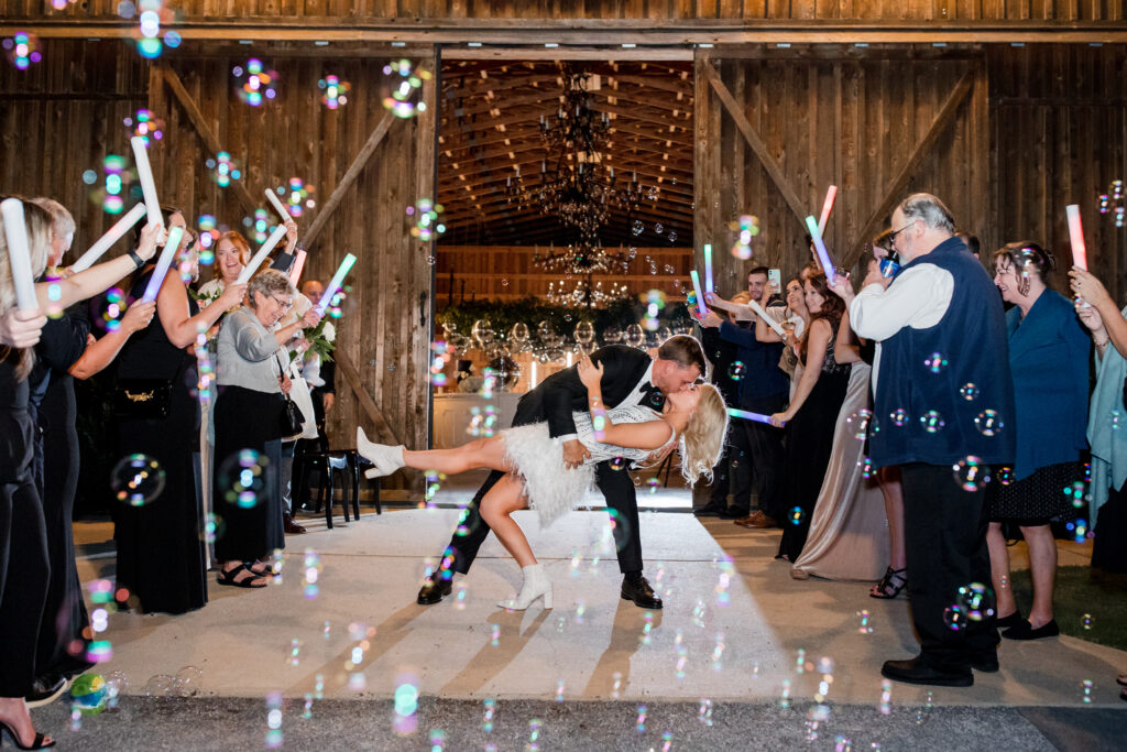 wedding-bubble-exit